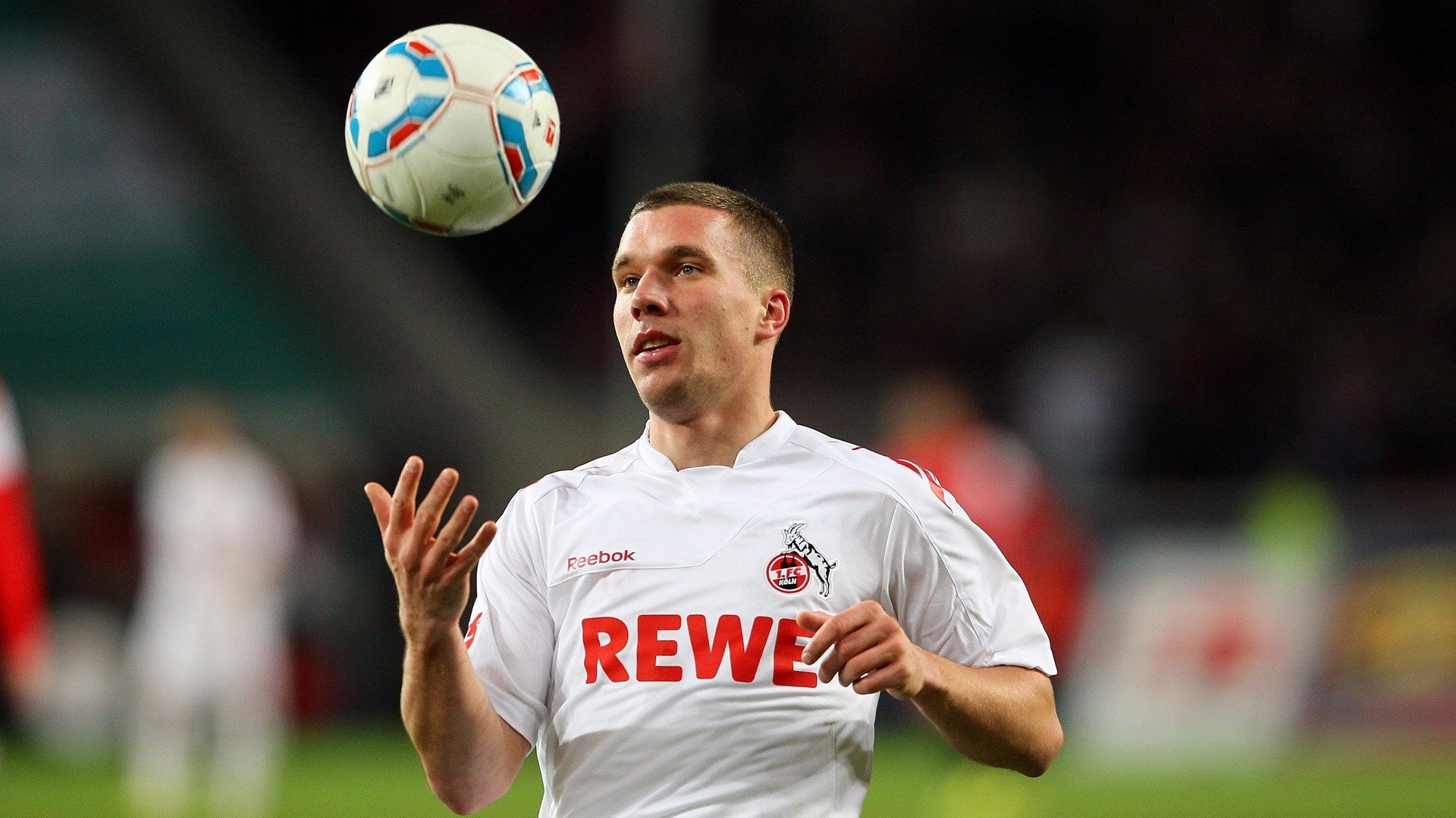 德甲主力轮休制度对赛季末表现的影响研究，德甲多少轮